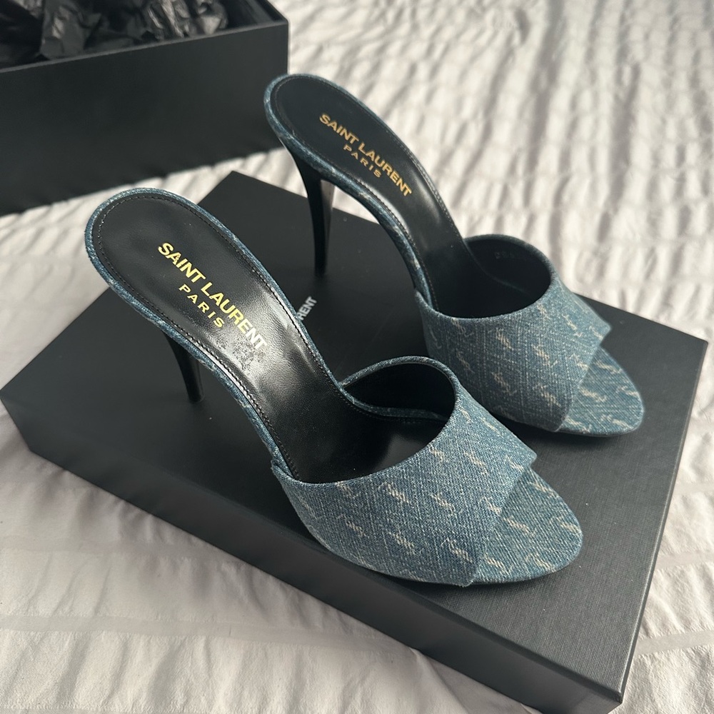 Saint Laurent LA 16 Denim Mule 38.5